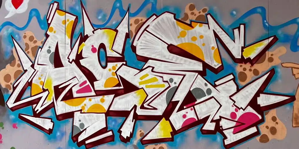 AceOne - White-Yellow Style